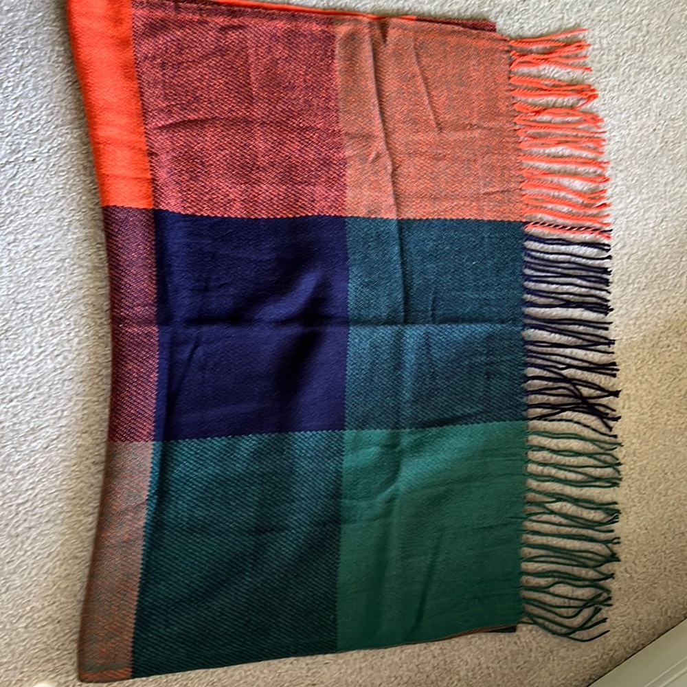 Autumn color shawl brand new